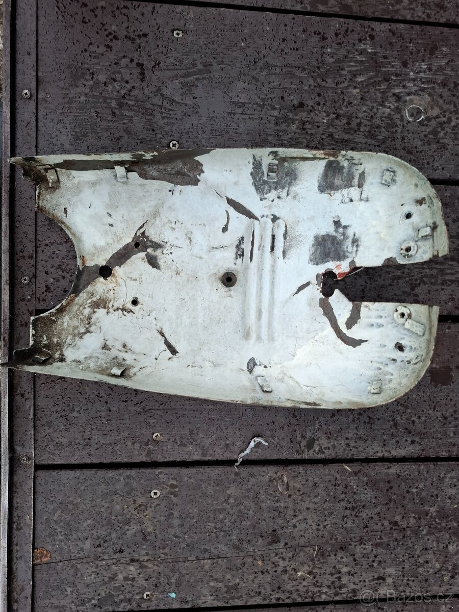 Jawa 21 - pionýr - prsíčka - 2