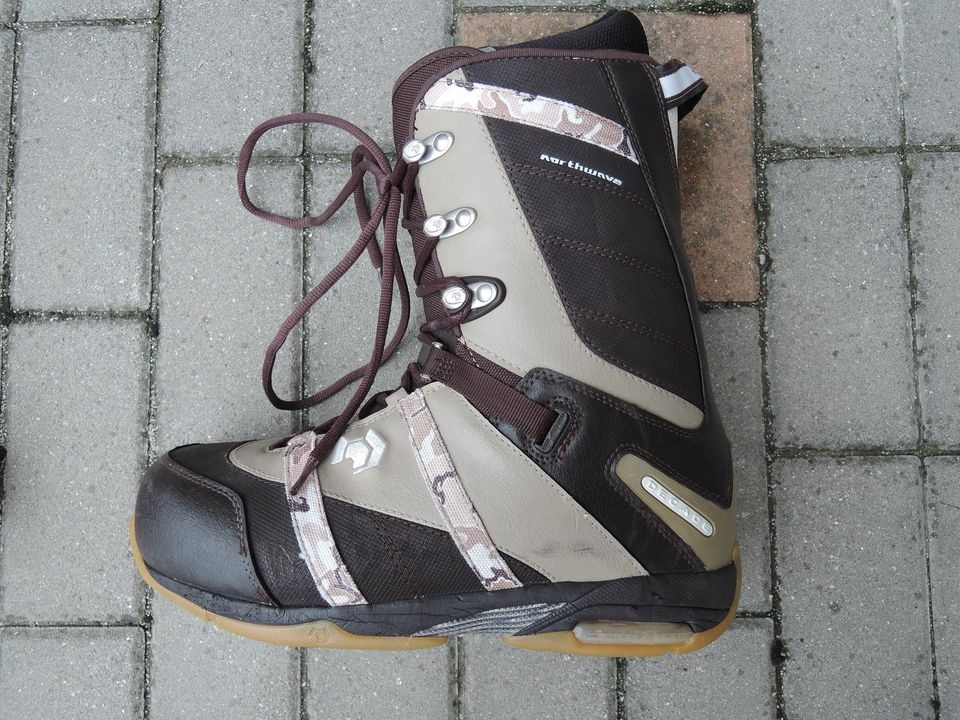 SNOWBOARDOVÉ BOTY - 2