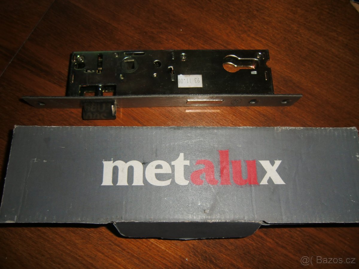 Metalux zámek - 2