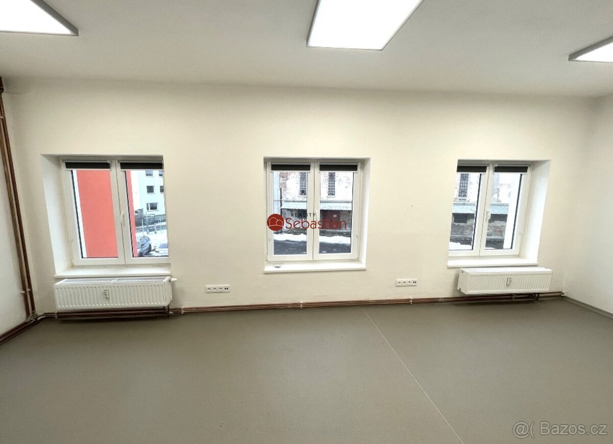 Obchodní prostory 245 m² v areálu BIO Jičín – showroom, kanc - 2