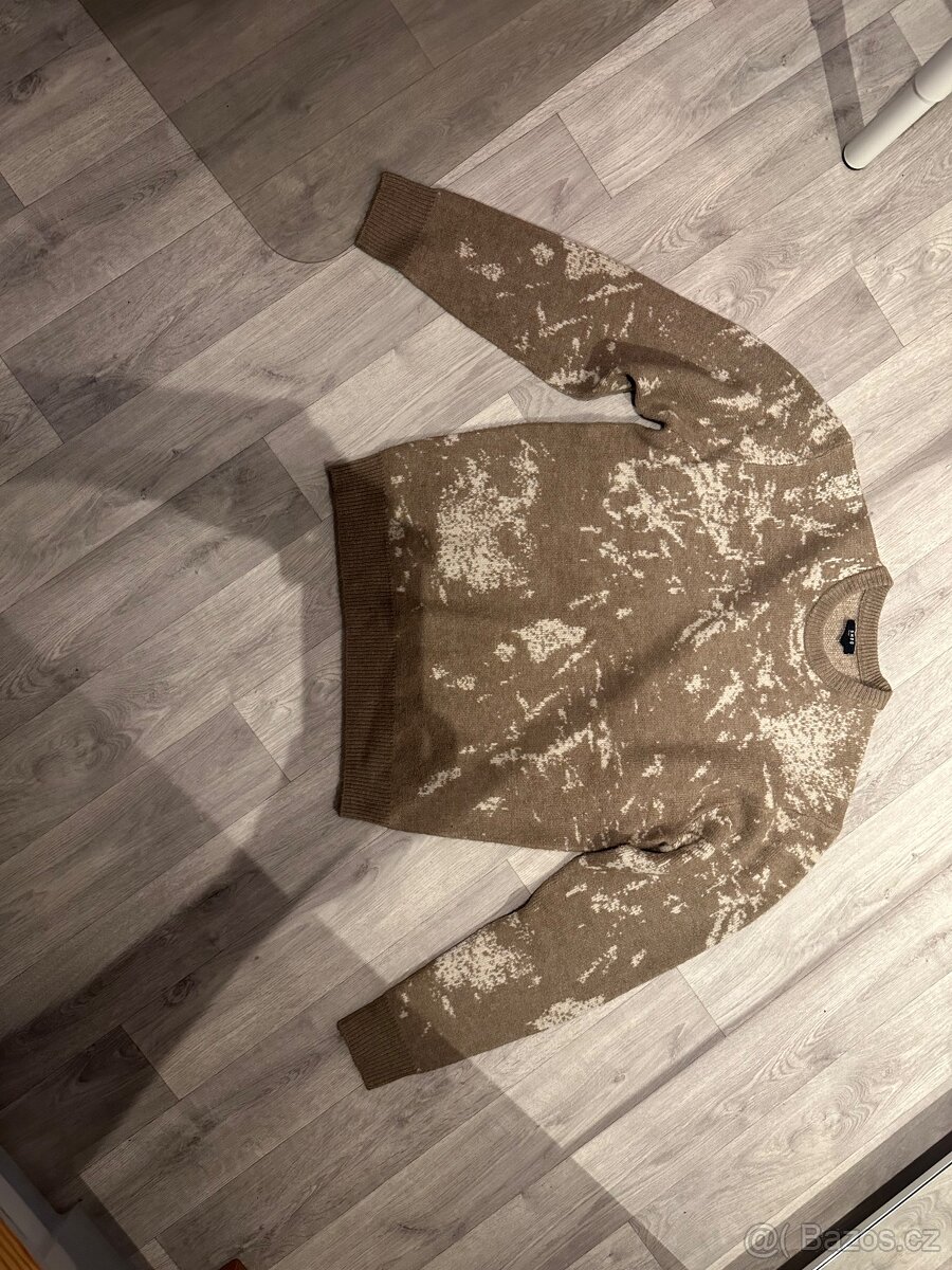 Hnědý svetr SMOG - velikost L - 2