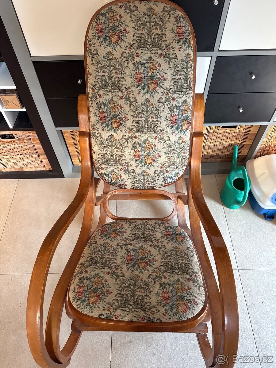 Prodej houpaciho kresla - 2