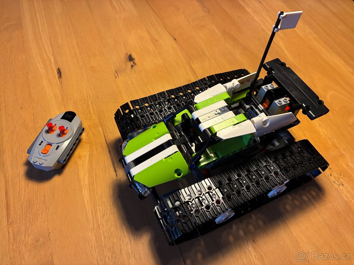 Lego Technic 42065 RC pásový závoďák - 2