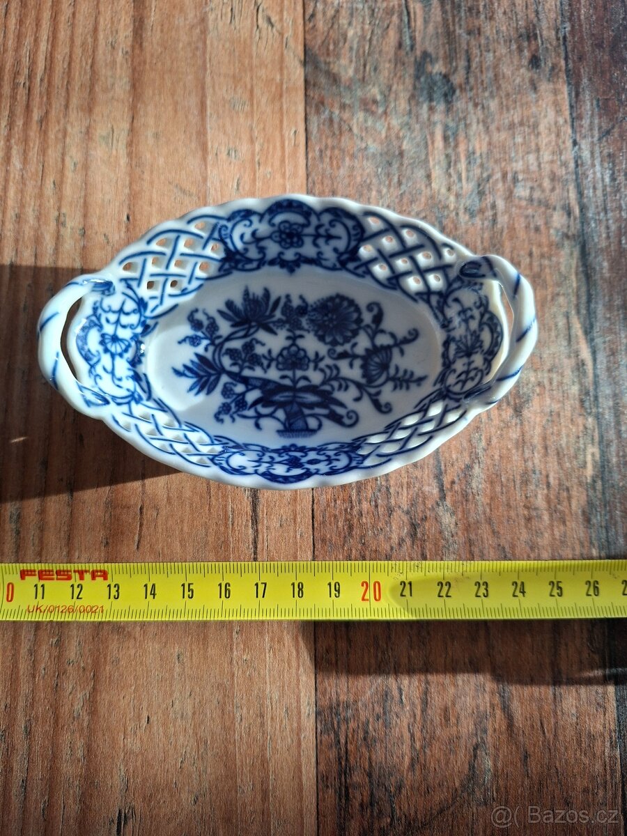 Cibulák - košík prolamovaný 11 cm - 2