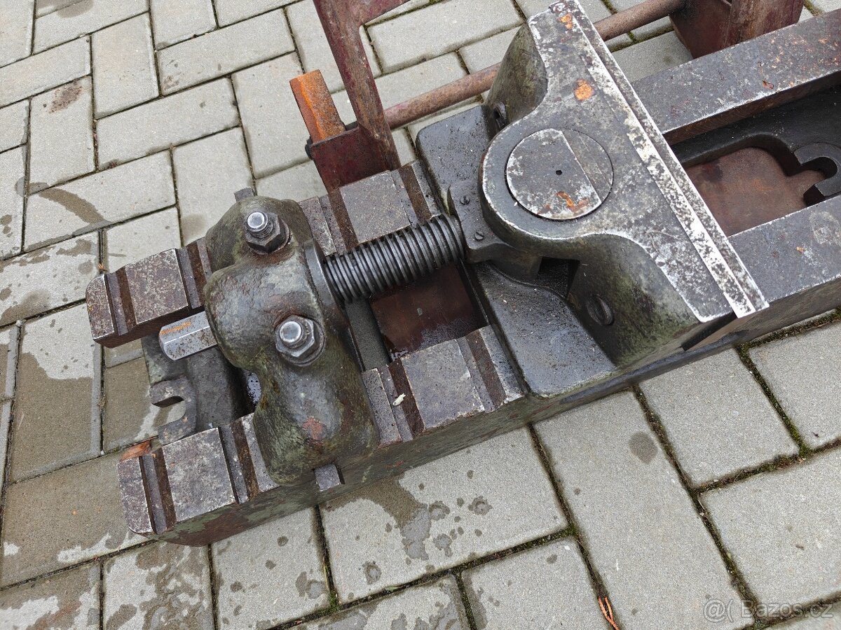 Velký strojní svěrák - 2