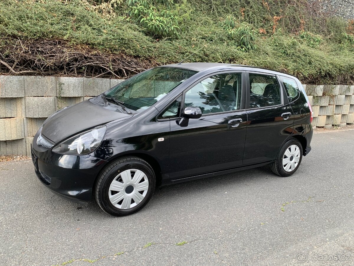 Honda Jazz 1.3 i - 16 V - 2