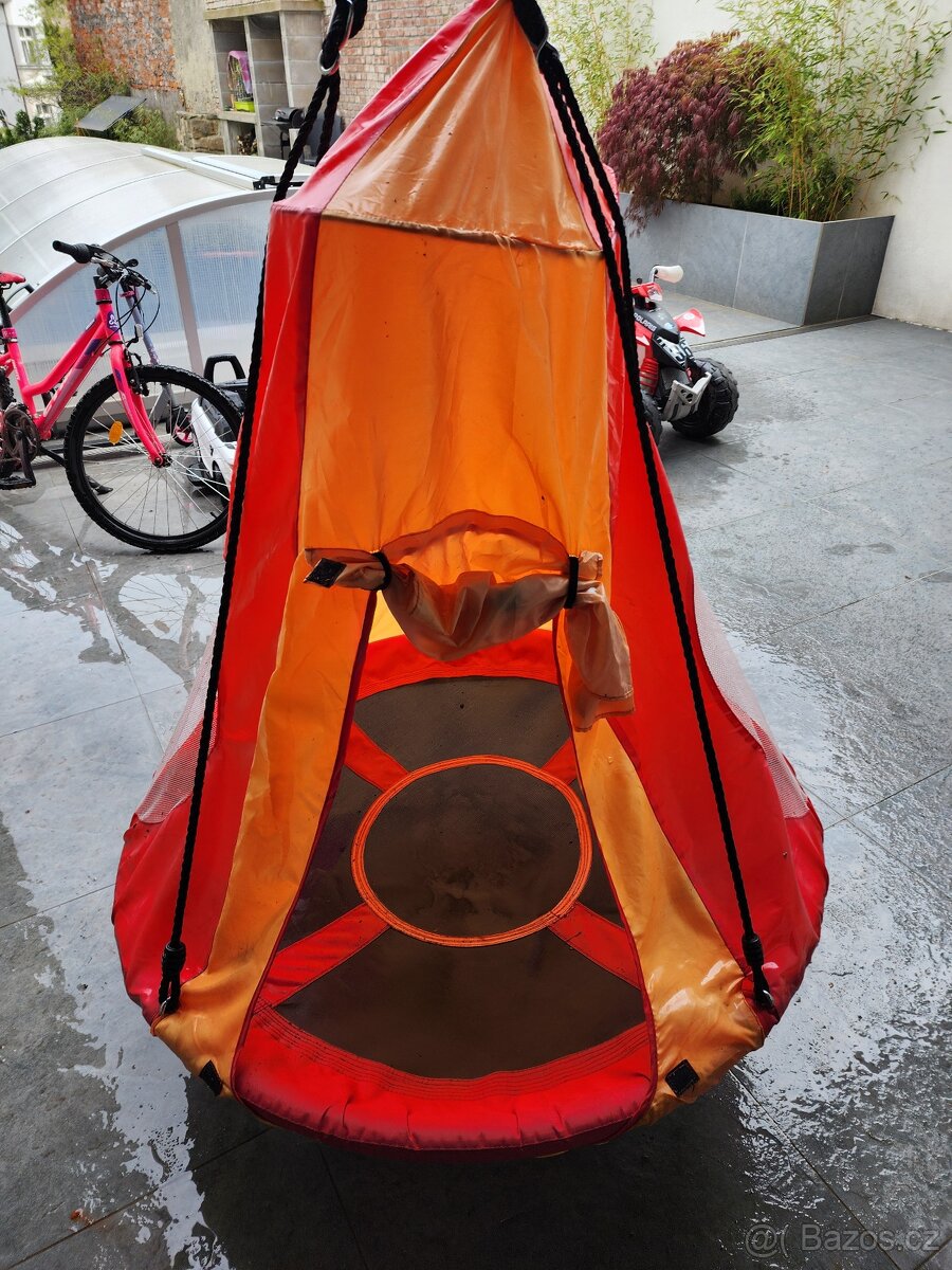 Prodam domecek k houpačce - 2