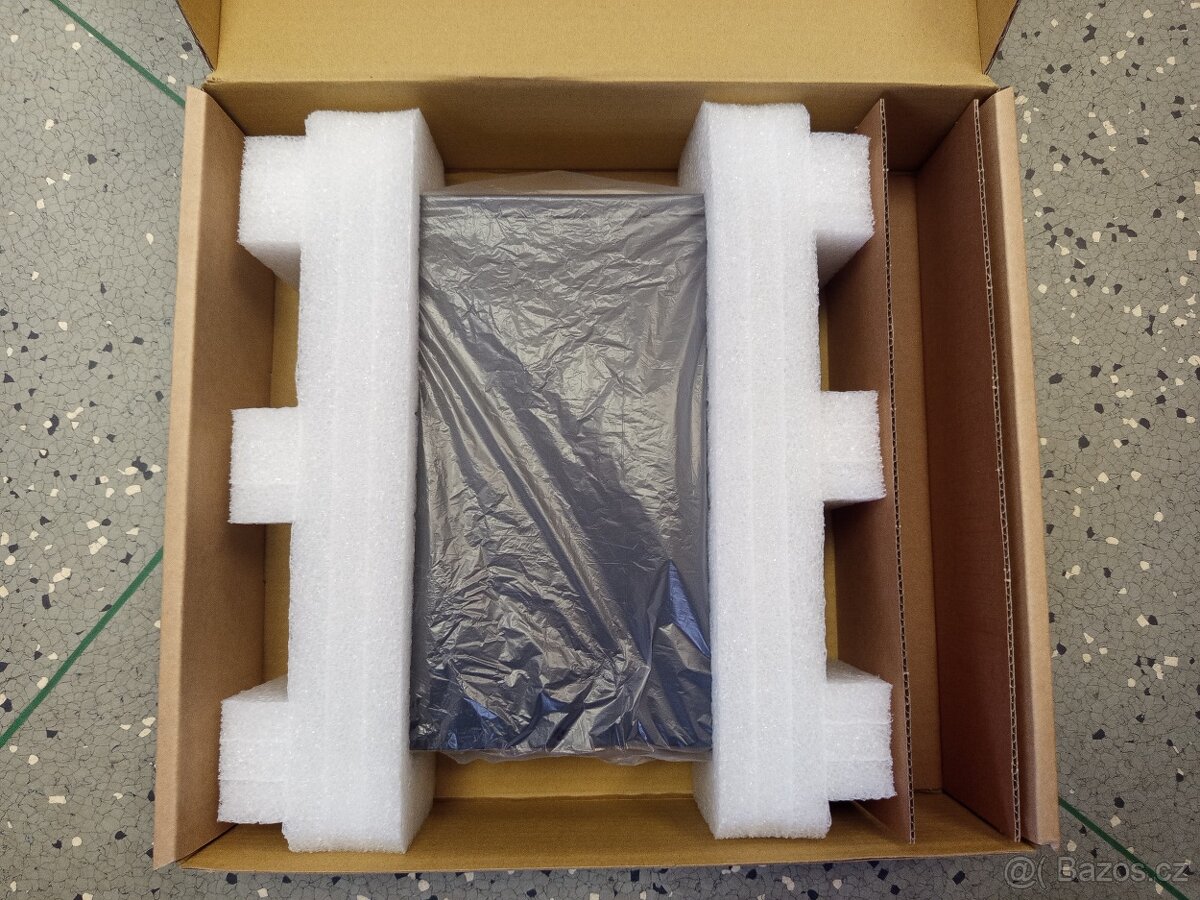 POE switch Air Live - 2