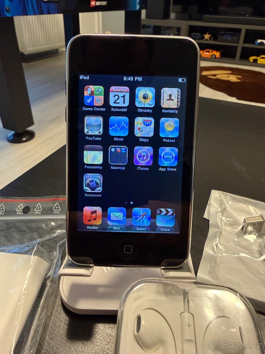 iPod touch 8GB 2 generace - 2