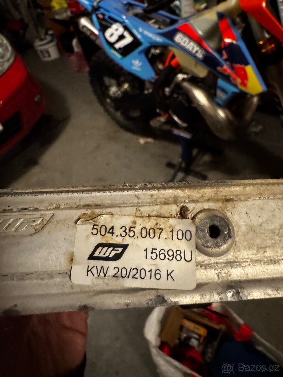 Chladič KTM EXC levý 2017-2019 - 2