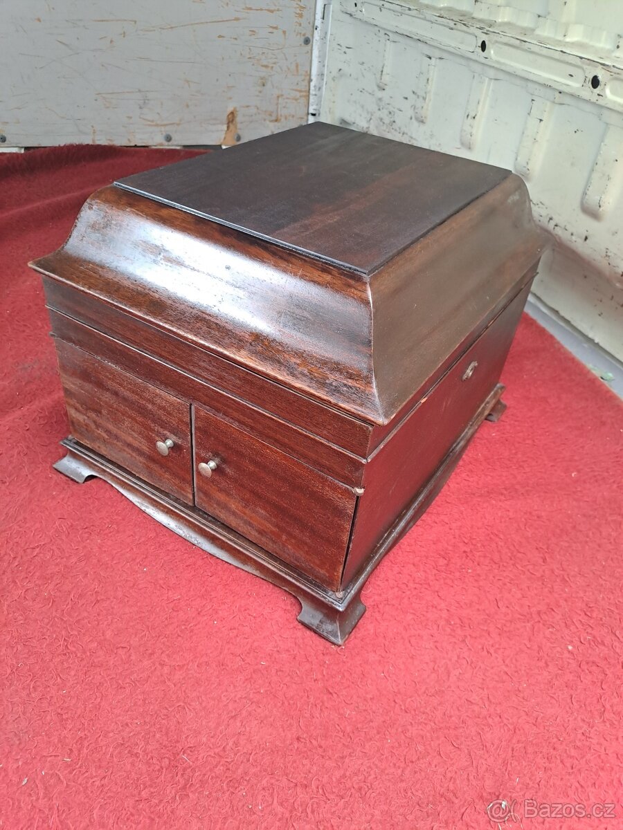 starožitný gramofon VICTROLA - 2