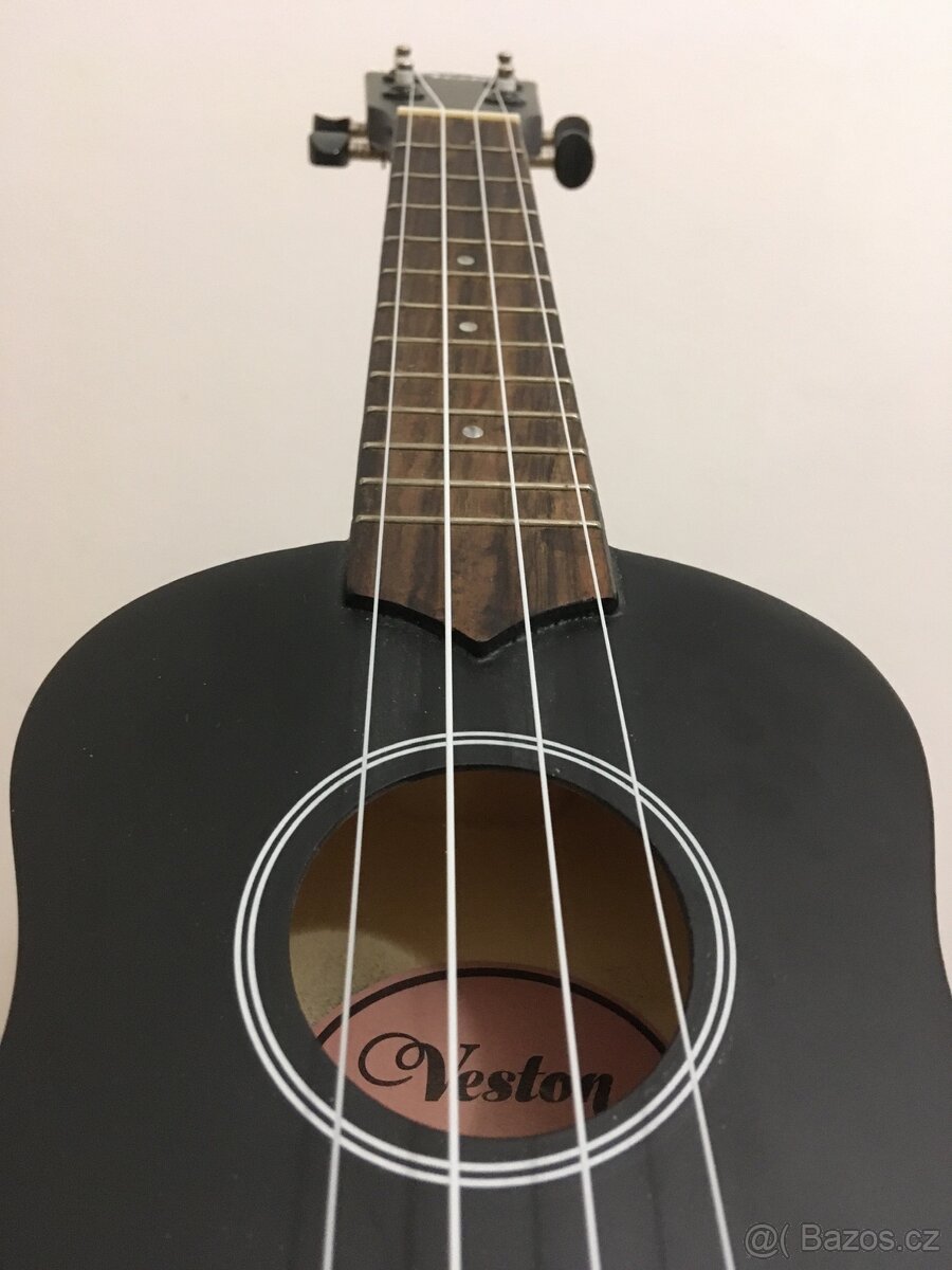 Ukulele - 2