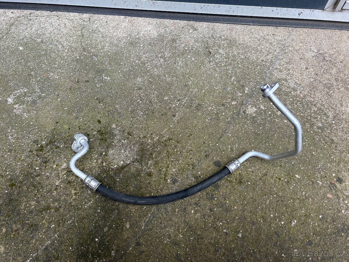 Klimatrubky škoda Superb - 2