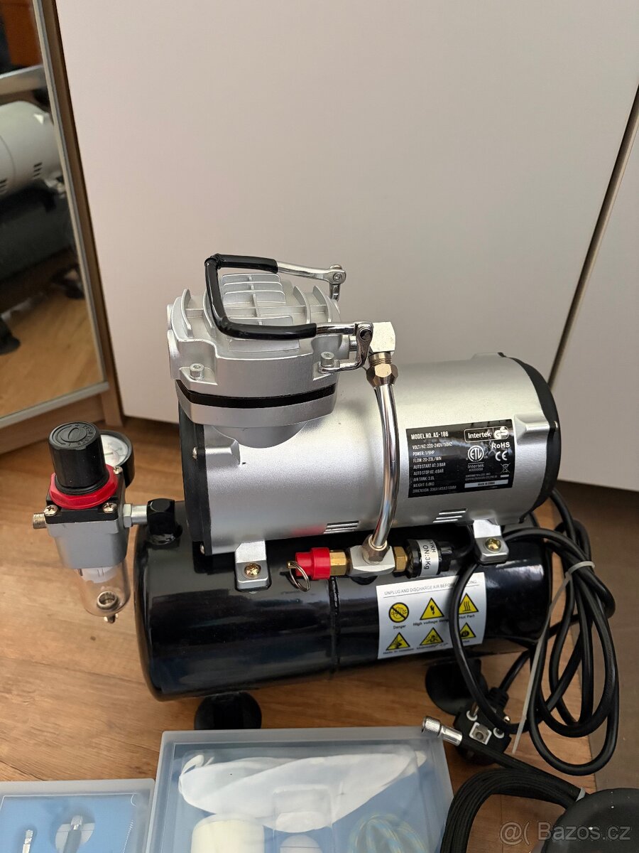 Mini kompresor na lakovani a piskovani - 2