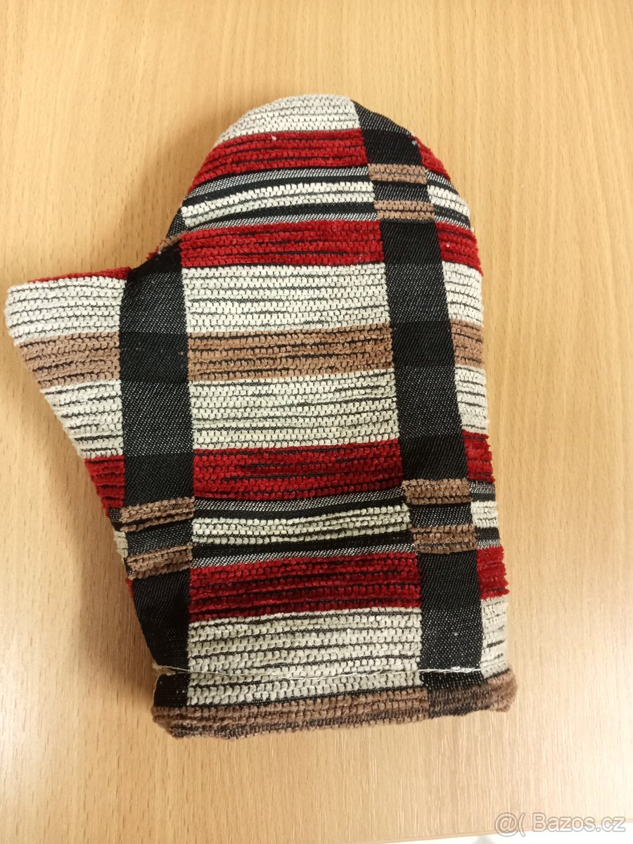 Černé chňapky - 2