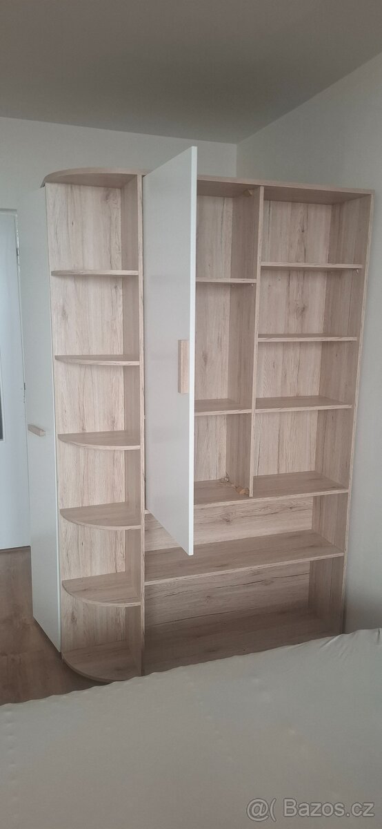 Rohová šatní skříň - 2