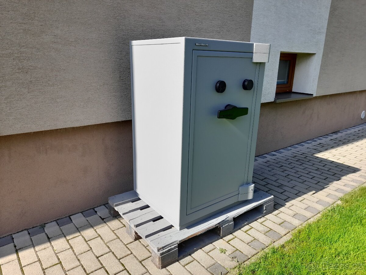 Predam Trezor zn.WERTHEIM - 2