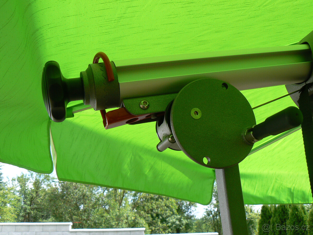 zahradní slunečník otočný o 360° - 2