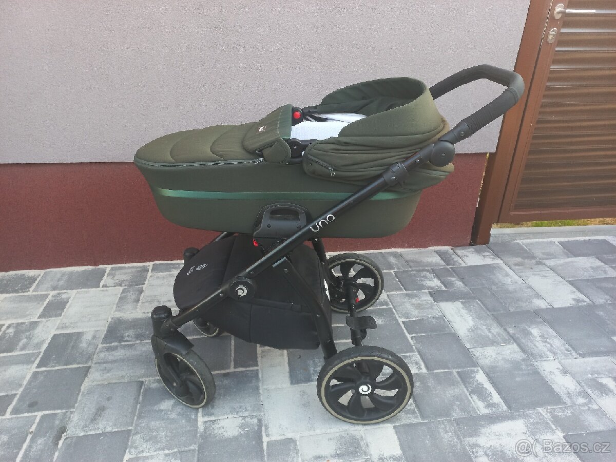 Kočárek Tutis UNO - 2