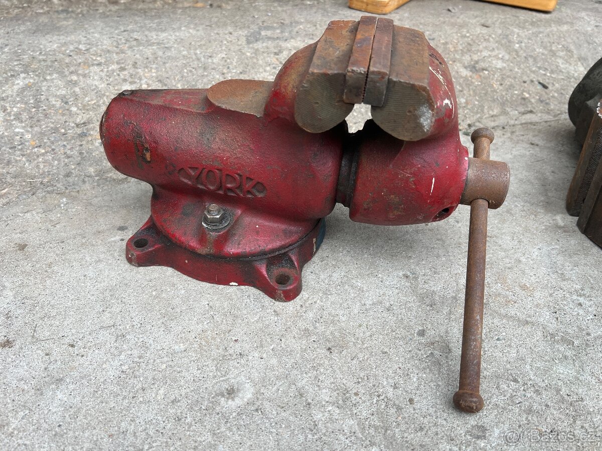 Svěrák York 100 - 2