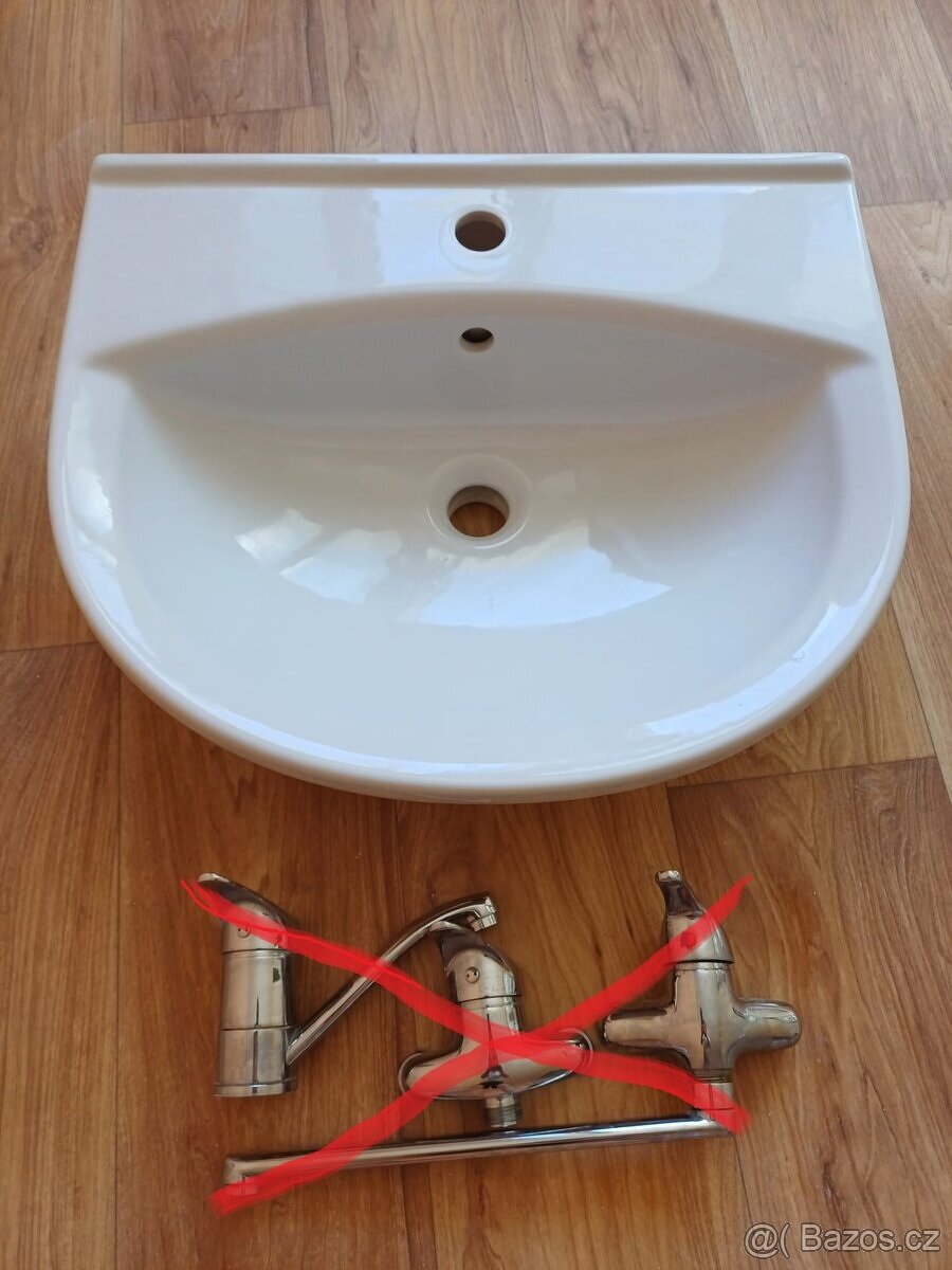 WC záchod a umyvadlo - 2