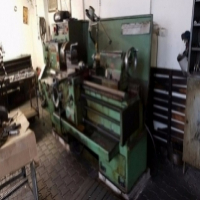 Soustruh SU 50AT/1000 z roku 1992 - 2