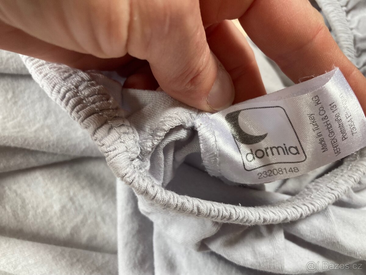 Prostěradlo nepropustné napínací do dětské postýlky - 2