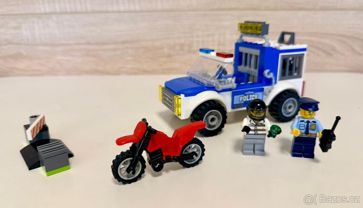 Lego City 10735 Honička s policejní dodávkou - 2