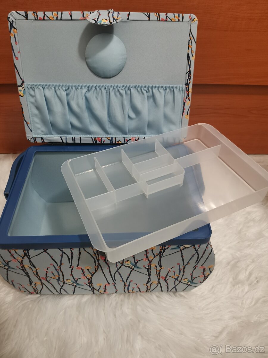 Krásný box na šicí potřeby - 2
