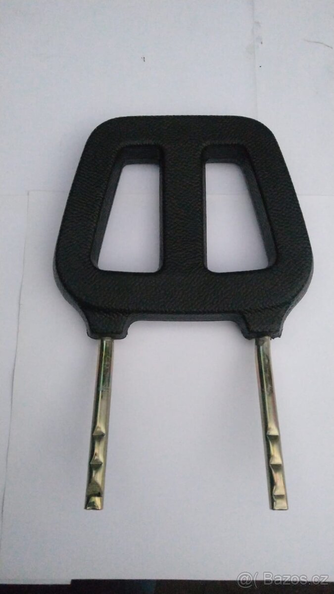 Opěrky hlavy Trabant 601 - 2