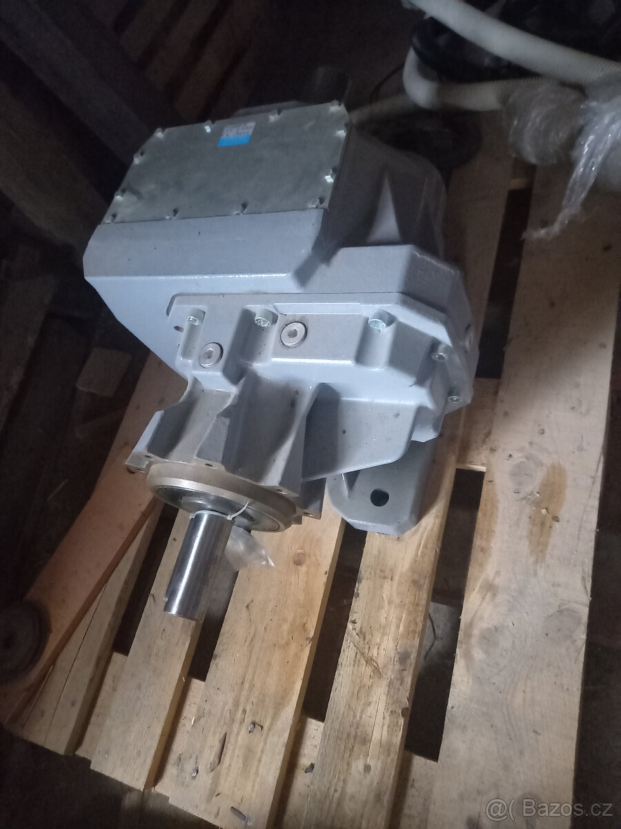 nová čelní převodovka pro mve,vodní turbína - 2