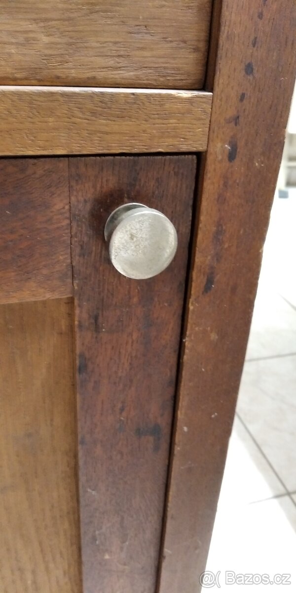 skříňka k renovaci - 2