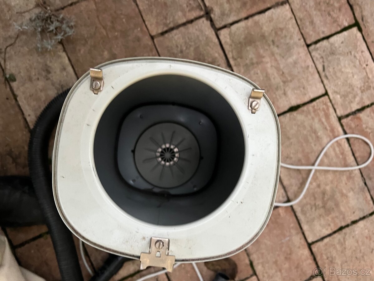 Retro vysavač pro sběratele nebo do garáže - 2