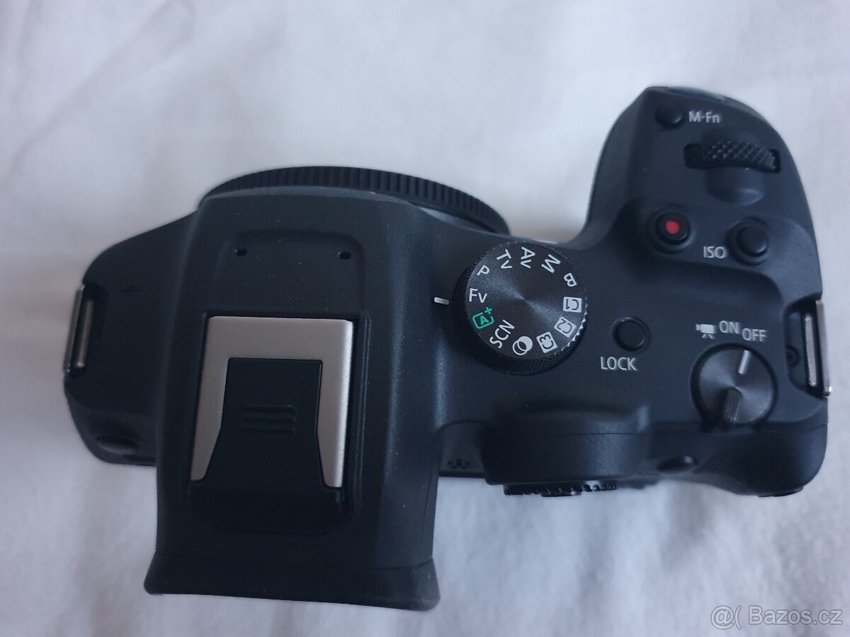 Canon eos R7 - 2