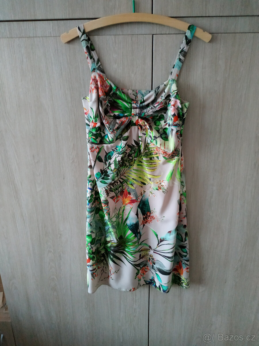 Letní šaty s tropickým vzorem, vel. S/M - 2