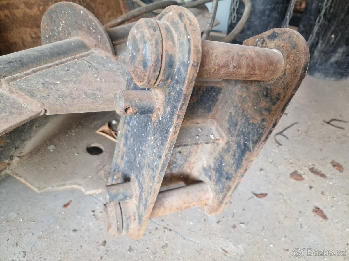 Hydraulická svahová lžíce - 2