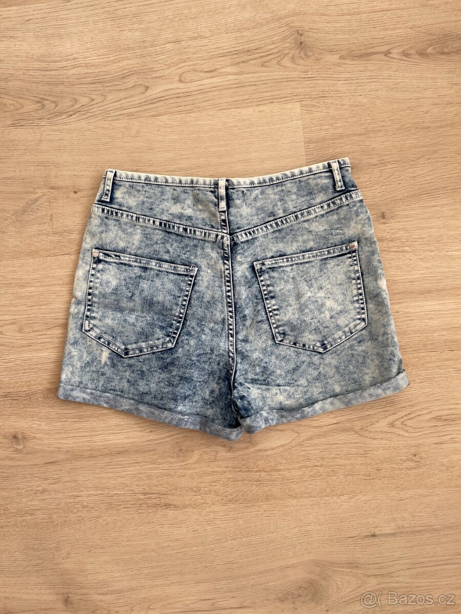 Dámské šortky, zn. FB Sister, vel. M - 2