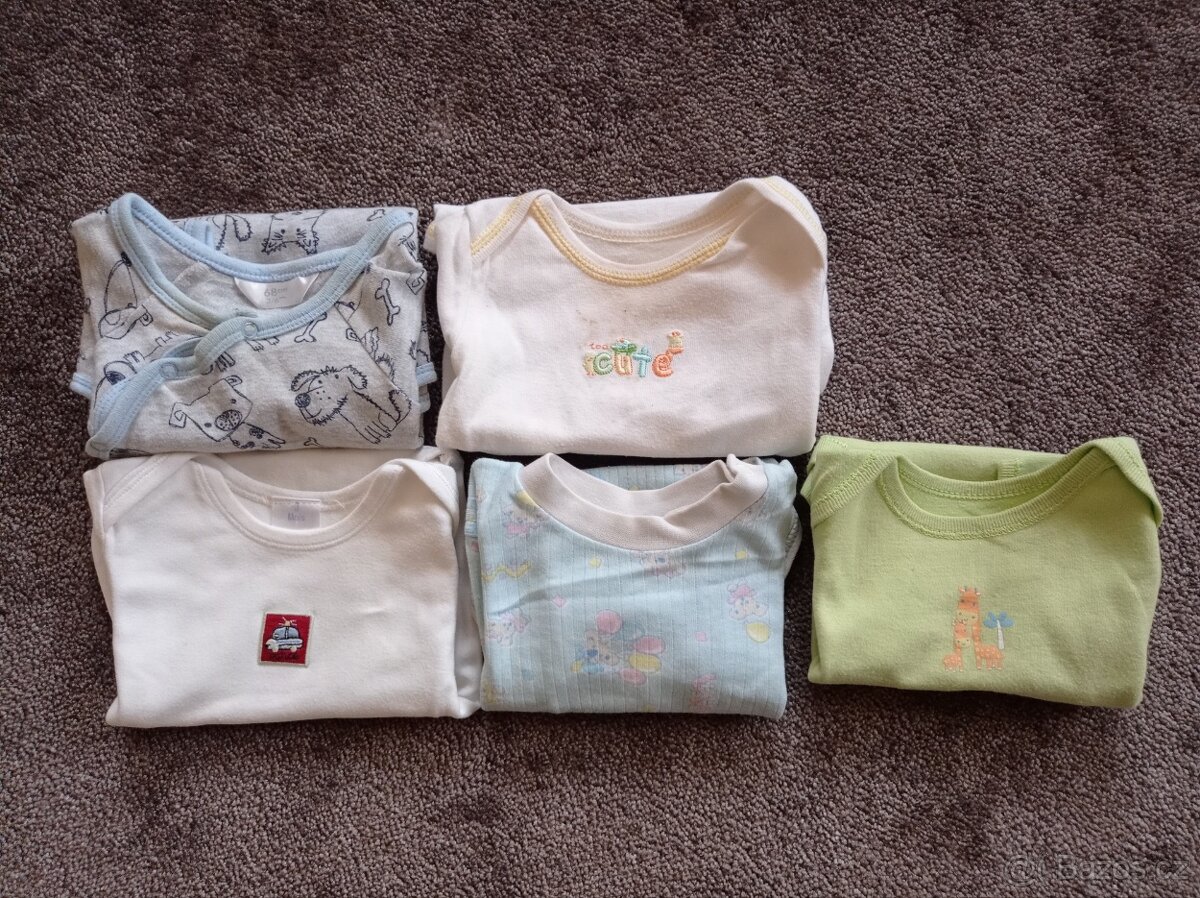 Body vel. 68 3-6 měsíců - 2