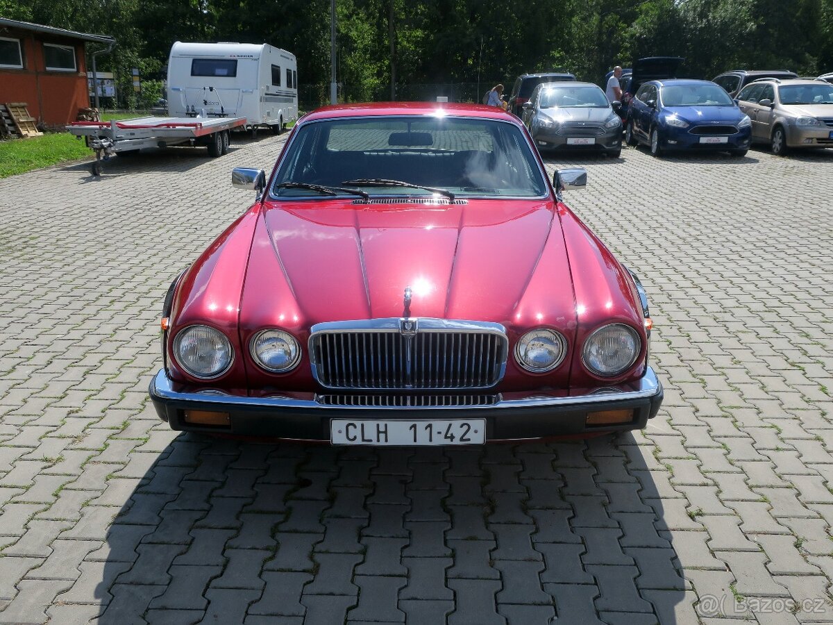 Jaguar XJ 6 4.2 i 151 kW - 2
