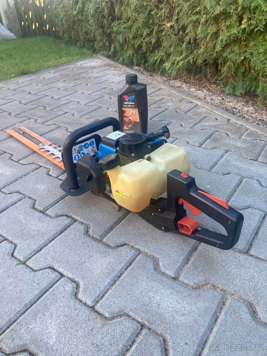 nůžky na živý plot - 2