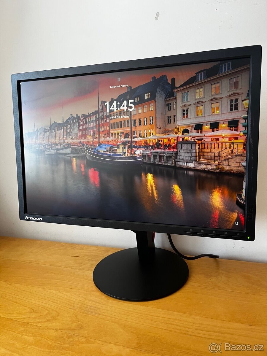 Lenovo 22" ThinkVision (HDMI / DP) - 2