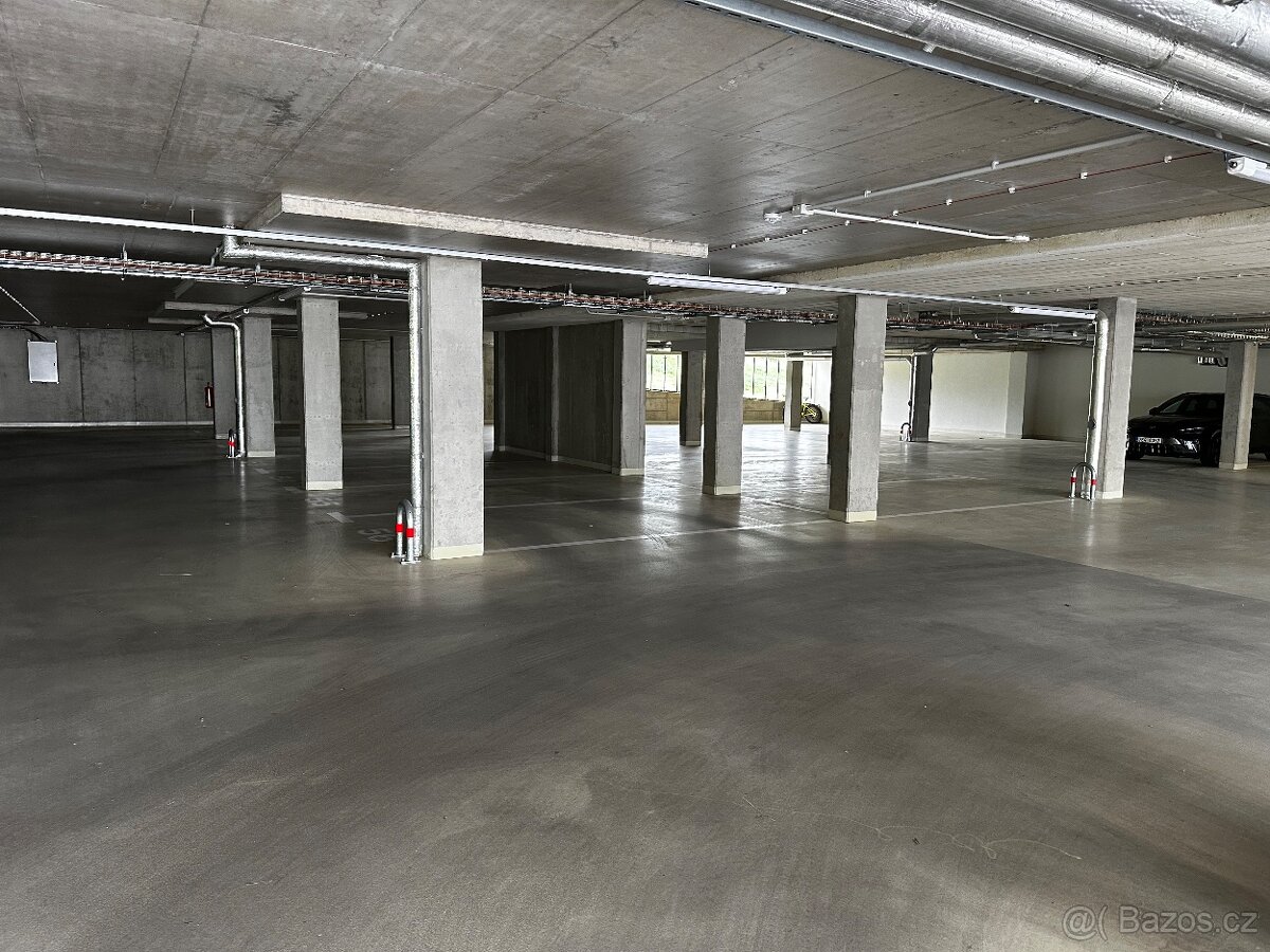 Pronájem garážového stání Litomyšl - 2