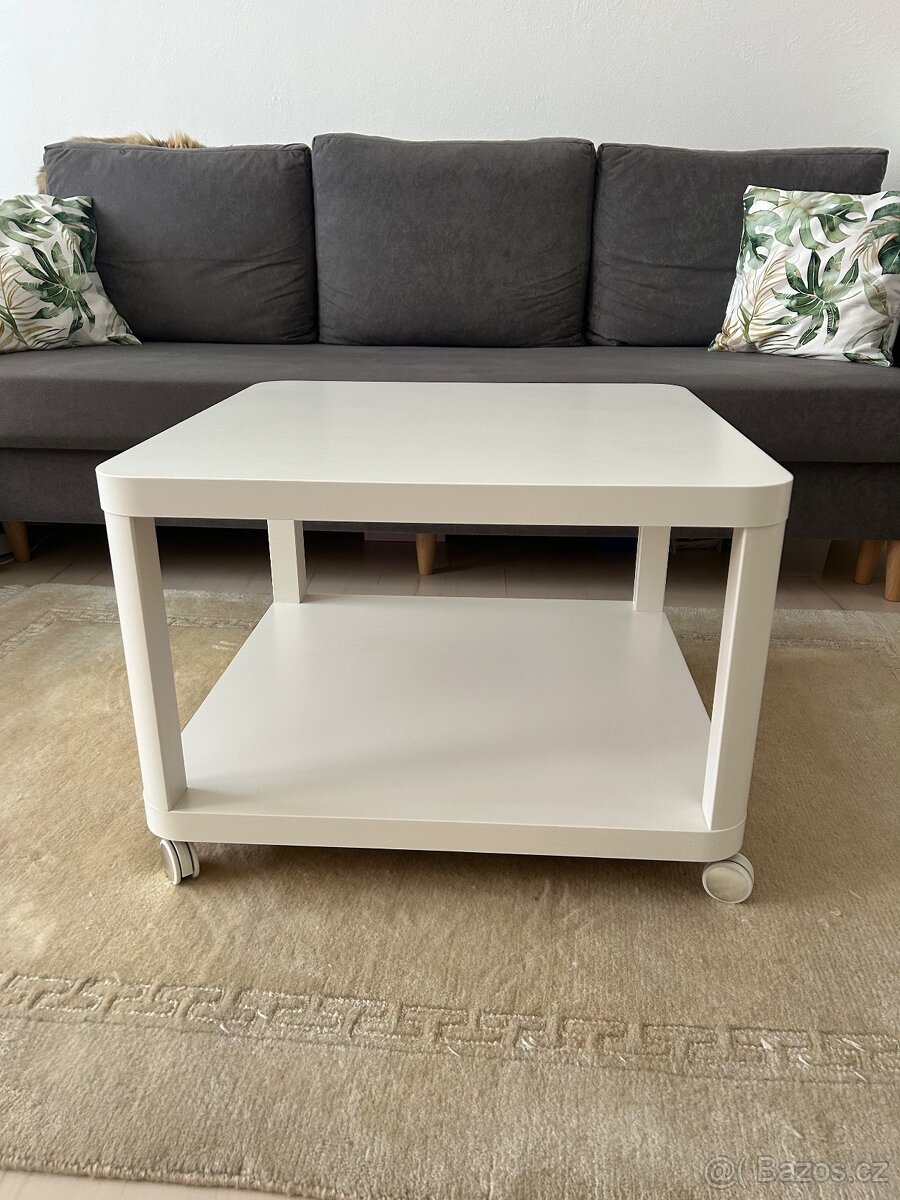 Bílý konferenční stolek - 2