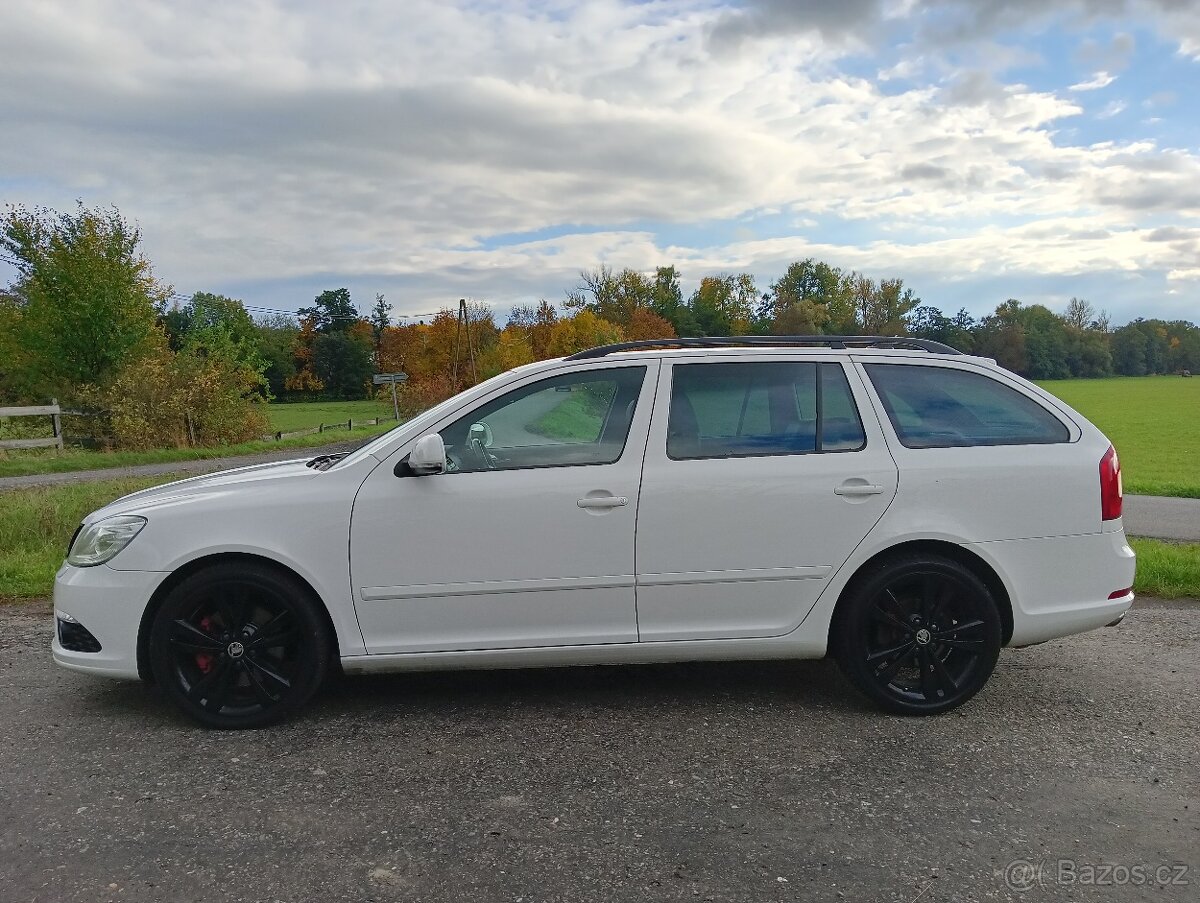 Škoda Octavia RS 2.0 TDI 125kw DSG Combi, Černá alcantara - 2