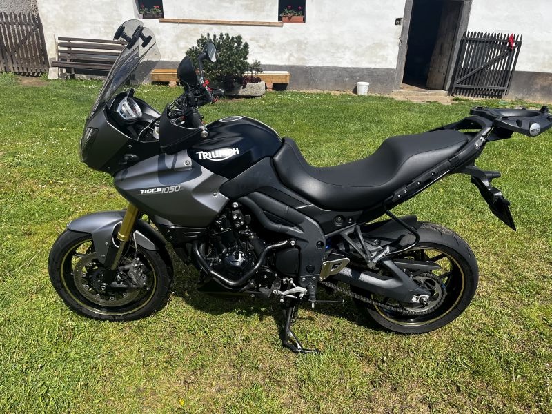 Prodám Triumph Tiger 1050 SE, r.v. 2012 - 2