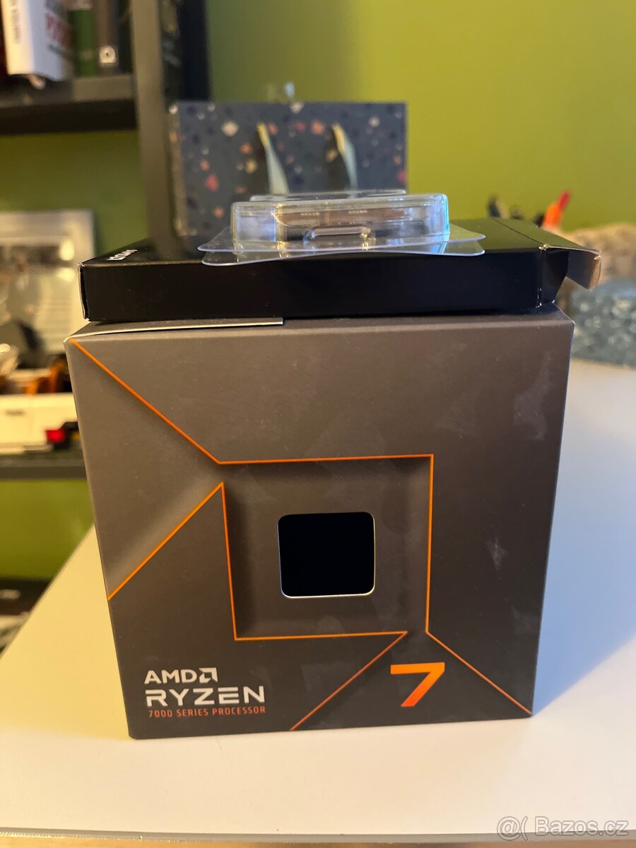 P: Ryzen 7700 box, záruka s chladičem - 2