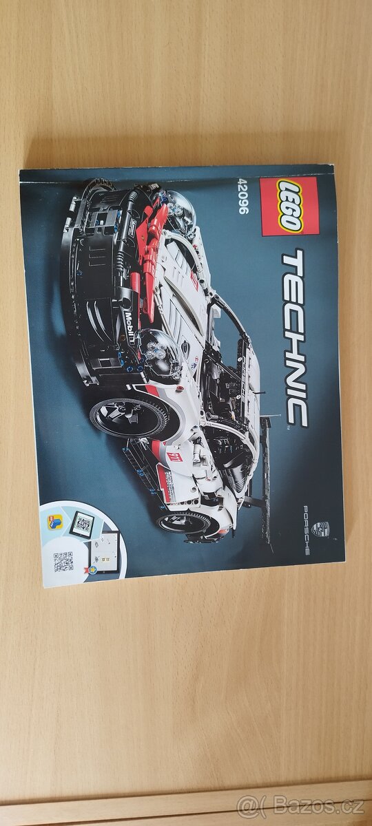 LEGO Technic 42096 - Porsche 911 RSR - 2