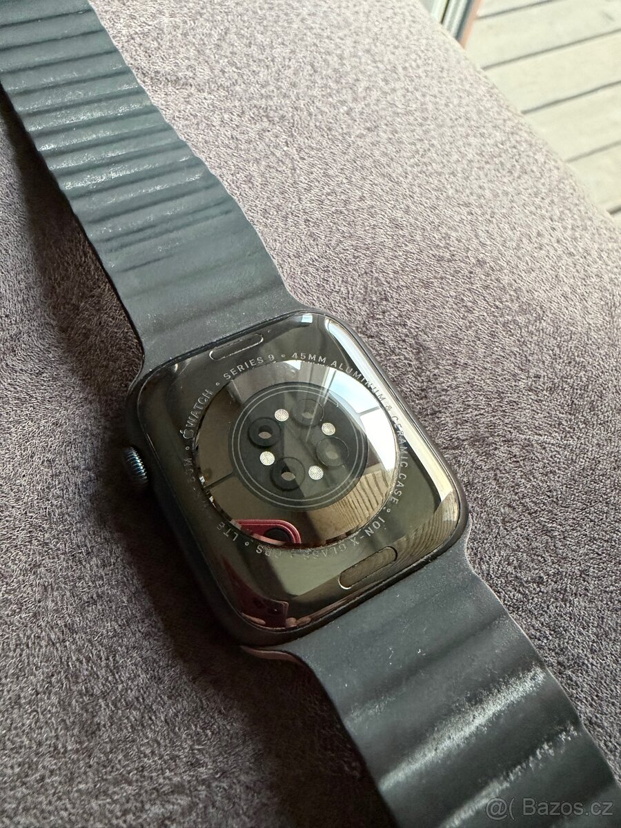 Apple Watch 9 45 mm cellular - 2