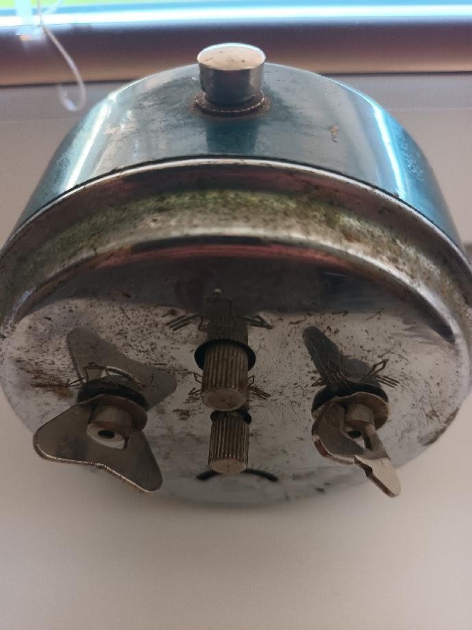 STAROŽITNÝ RUSKÝ BUDÍK - 2