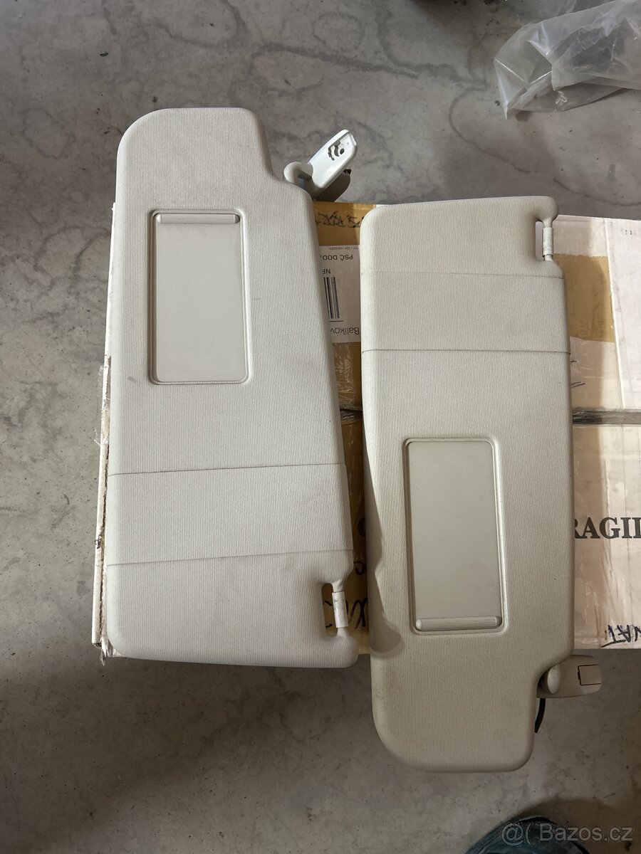 Stínítka Superb II - 2